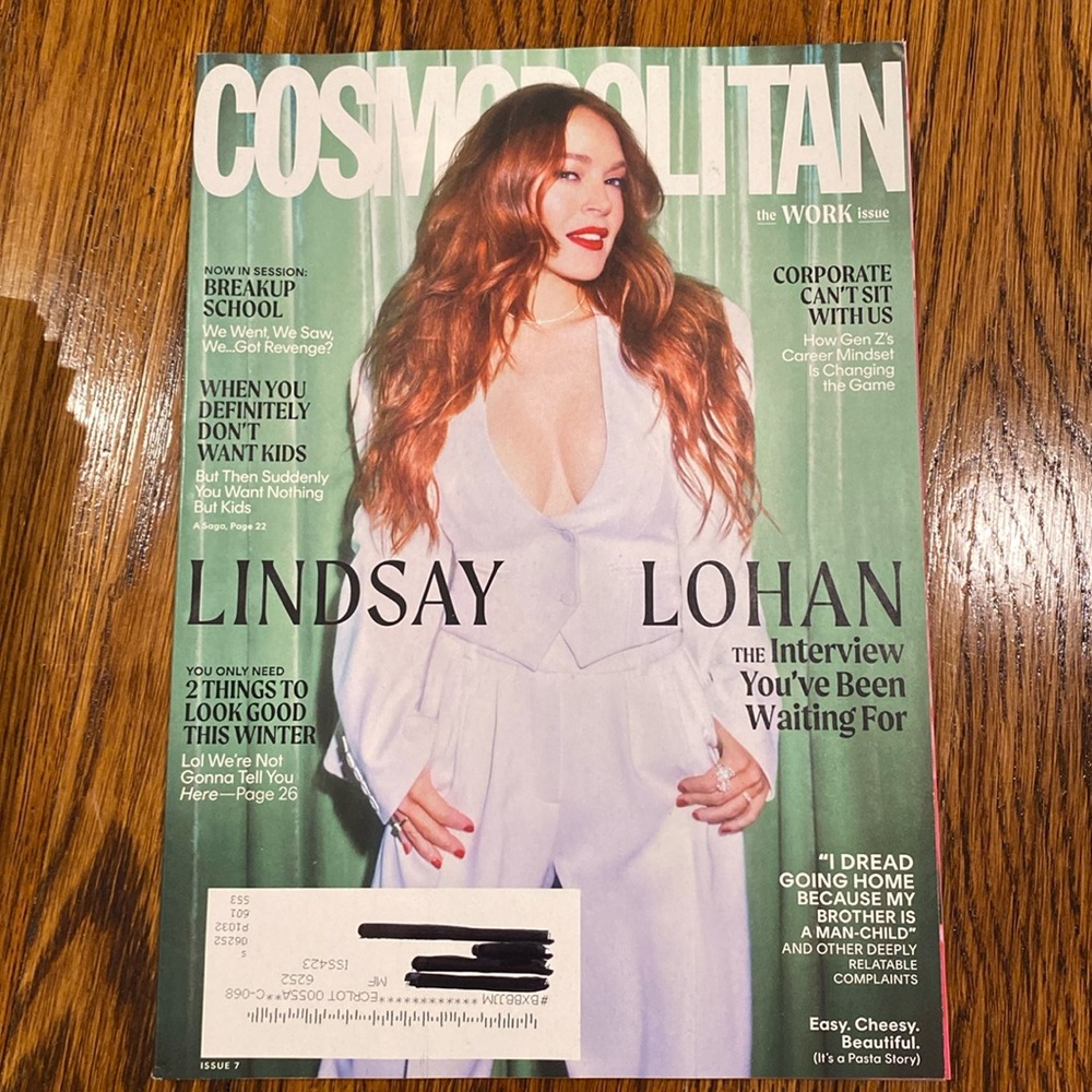 Cosmopolitan Magazine - 2022 Issue 7 - Lindsay Lohan - The Work Issue      cosmo